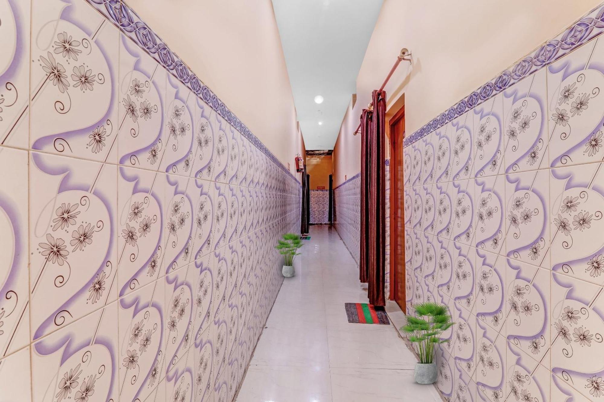 Flagship Hotel Suman Niwas Bijnaur 外观 照片